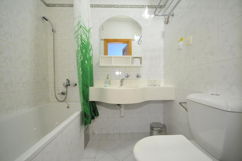 Penzion Pleso Strbske Pleso Bagian luar foto