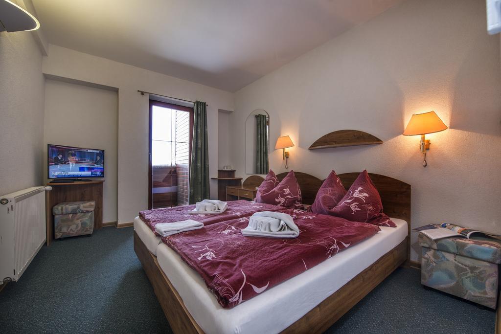 Penzion Pleso Strbske Pleso Bagian luar foto