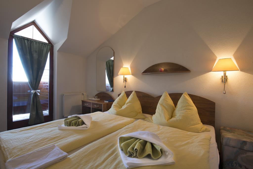 Penzion Pleso Strbske Pleso Bagian luar foto