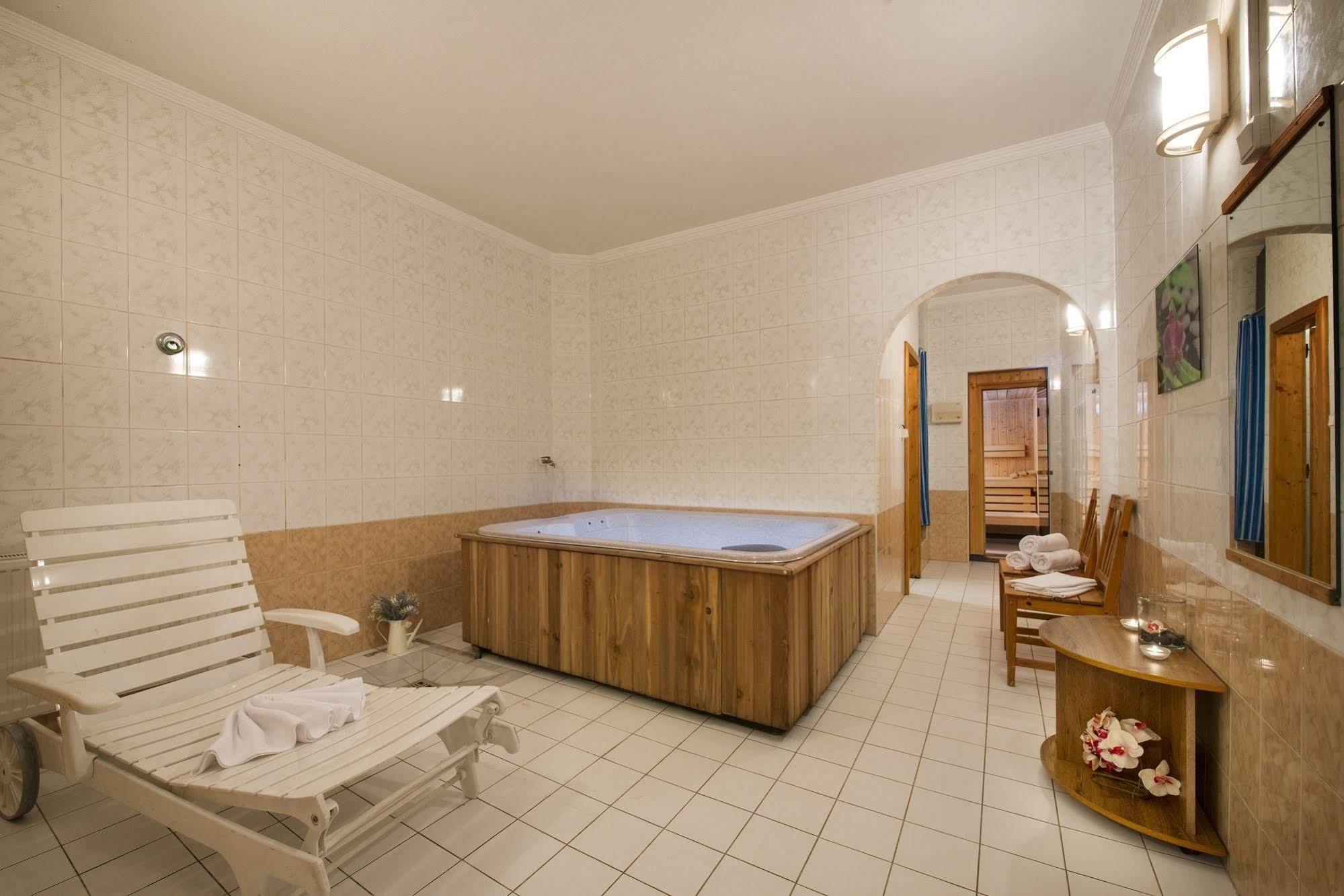 Penzion Pleso Strbske Pleso Bagian luar foto